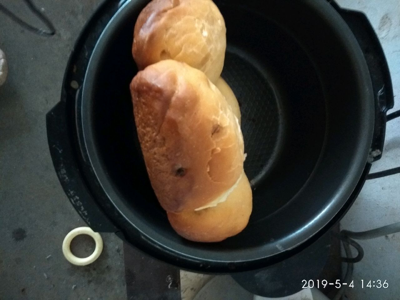 电饭锅版面包怎么做_电饭锅版面包的做法_豆果美食